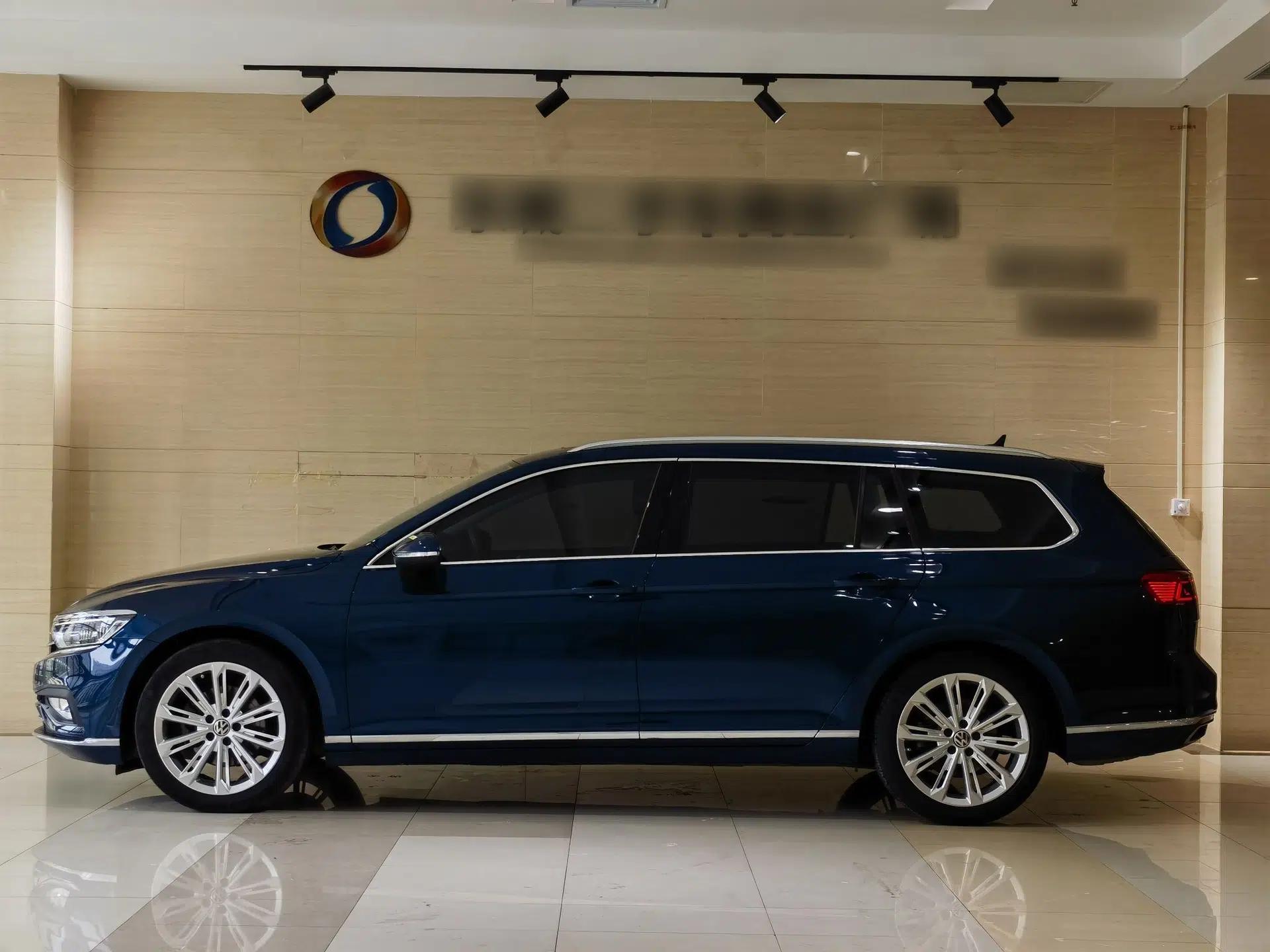 Volkswagen Variant 2021 2.0T Comfort Edition — миниатюра 17