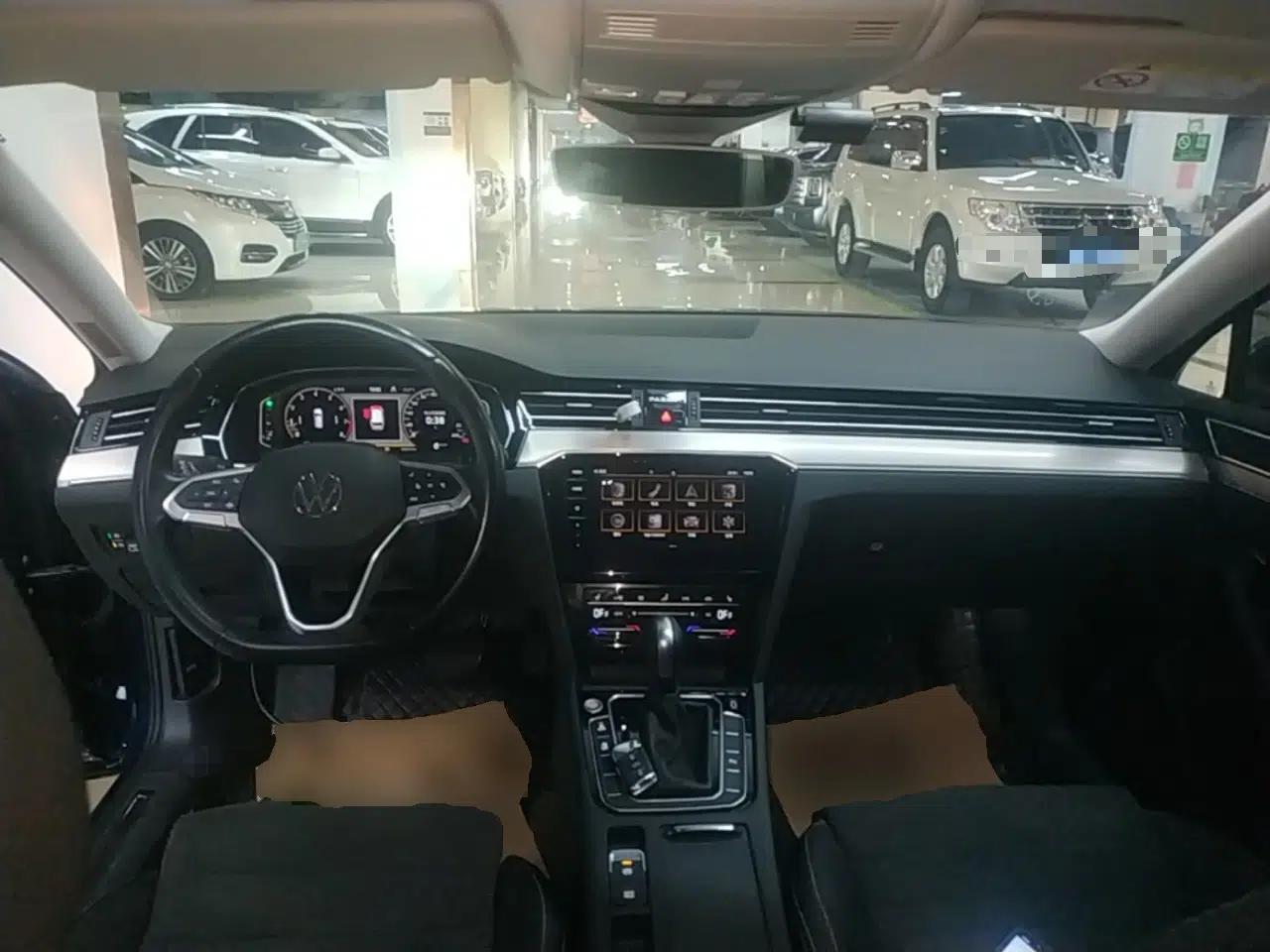 Volkswagen Variant 2021 2.0T Comfort Edition — миниатюра 18