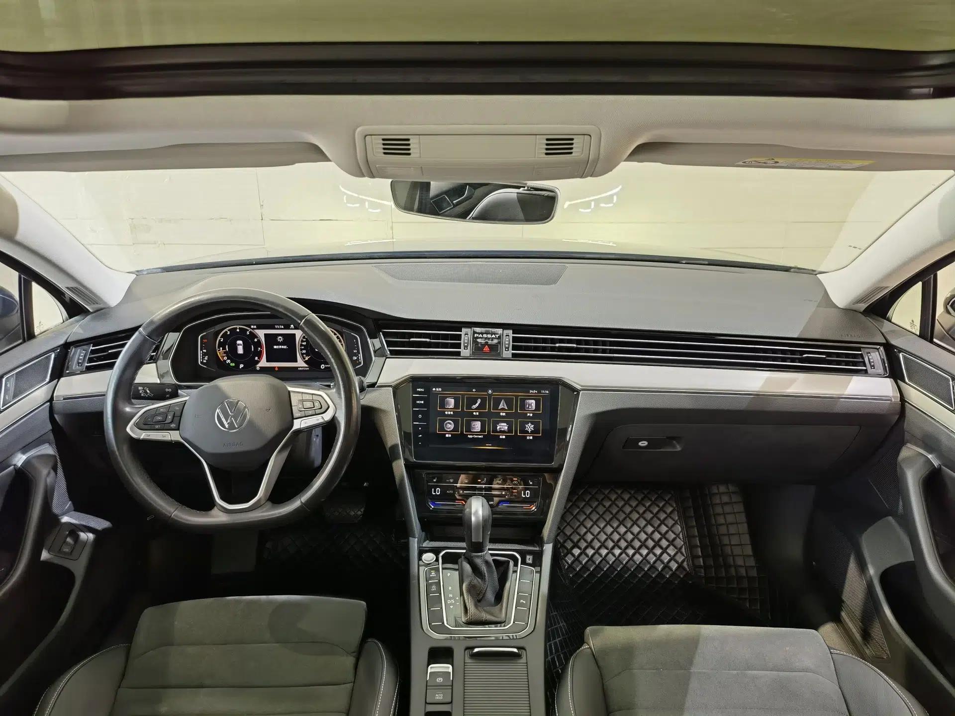 Volkswagen Variant 2021 2.0T Comfort Edition — миниатюра 32