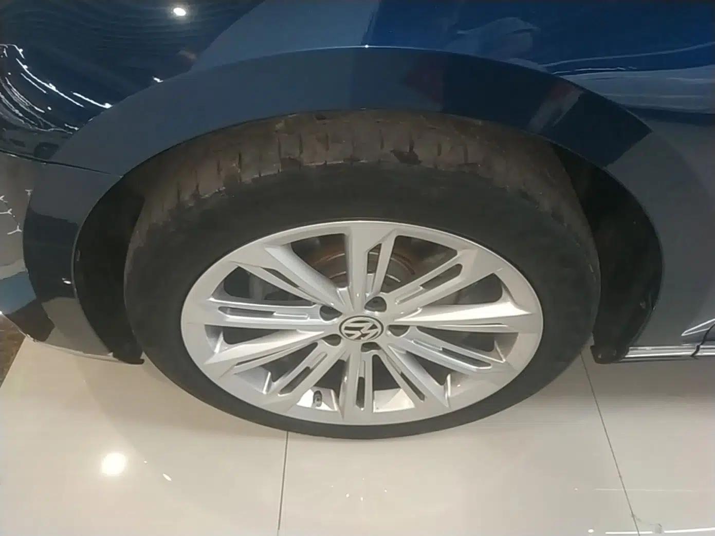 Volkswagen Variant 2021 2.0T Comfort Edition — миниатюра 10