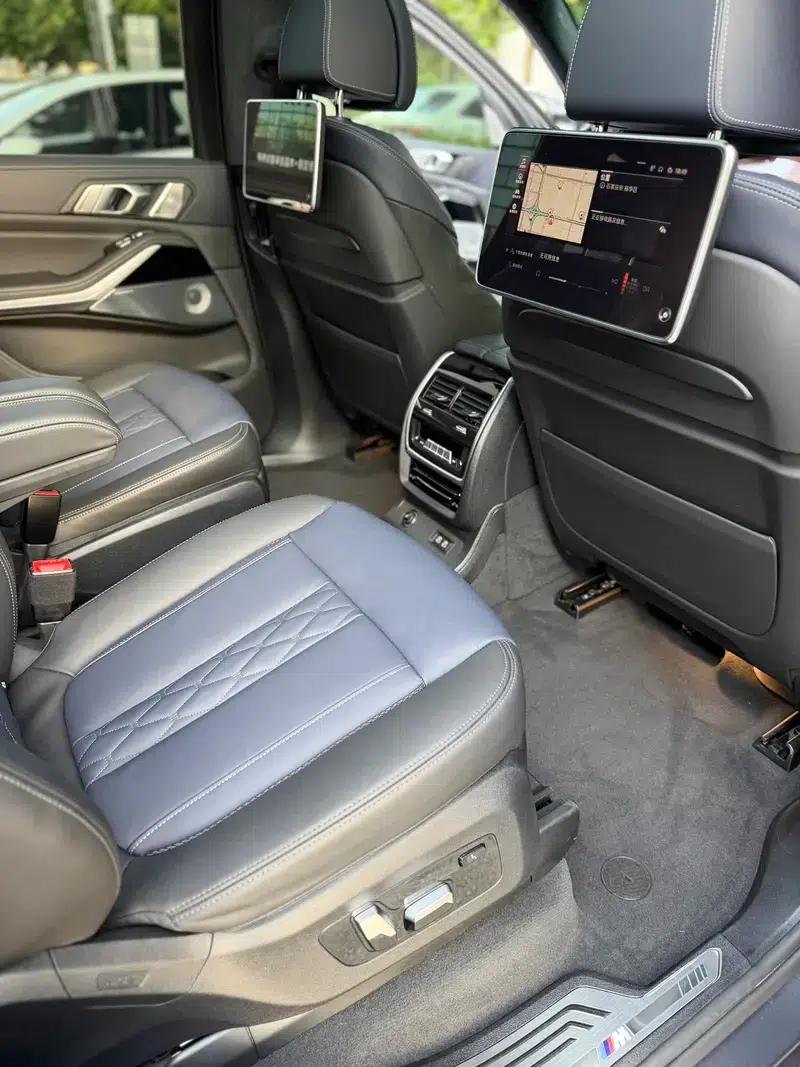 BMW X7 2020 xDrive M50i Midnight Edition — миниатюра 17