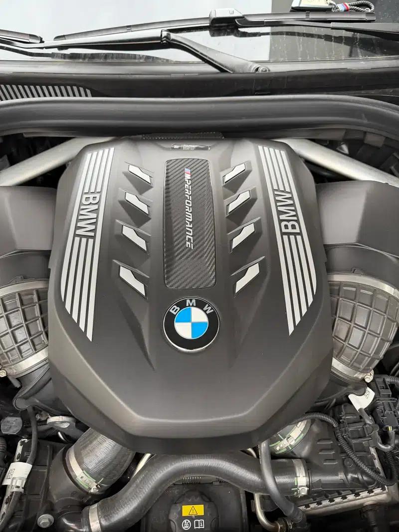 BMW X7 2020 xDrive M50i Midnight Edition — миниатюра 20