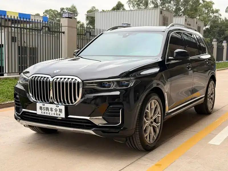 BMW X7 2022 xDrive40i Luxury Package — миниатюра 1