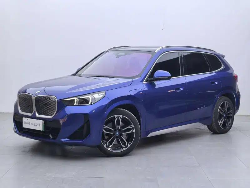 2023 BMW iX1 xDrive30L M Sport Package — миниатюра 1