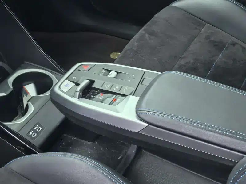2023 BMW iX1 xDrive30L M Sport Package — миниатюра 12