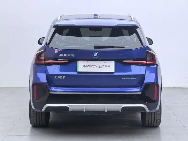 2023 BMW iX1 xDrive30L M Sport Package — миниатюра 4