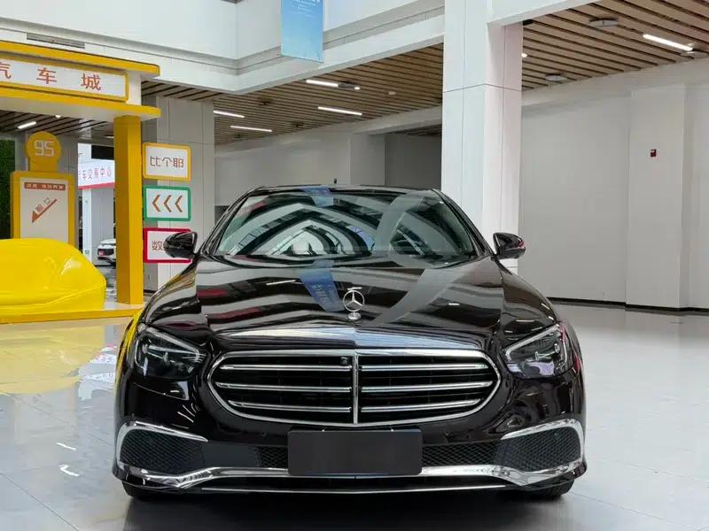 Mercedes-Benz E-Class 2022 Facelift E 300 L Luxury Sedan — миниатюра 2