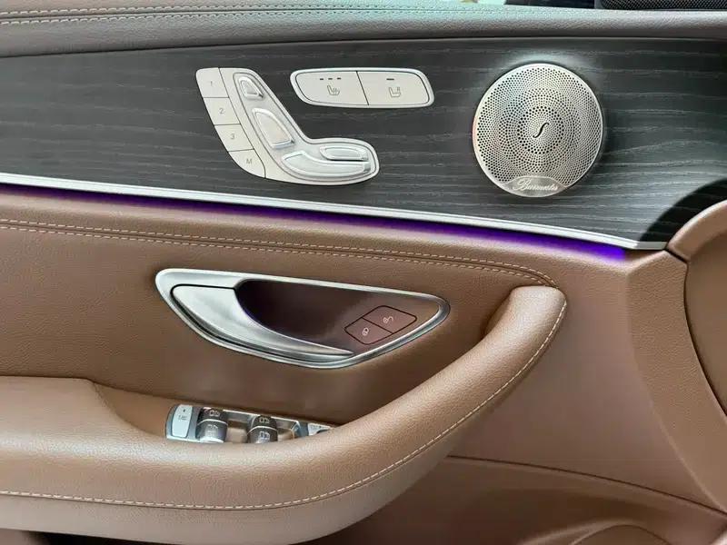 Mercedes-Benz E-Class 2022 Facelift E 300 L Luxury Sedan — миниатюра 10