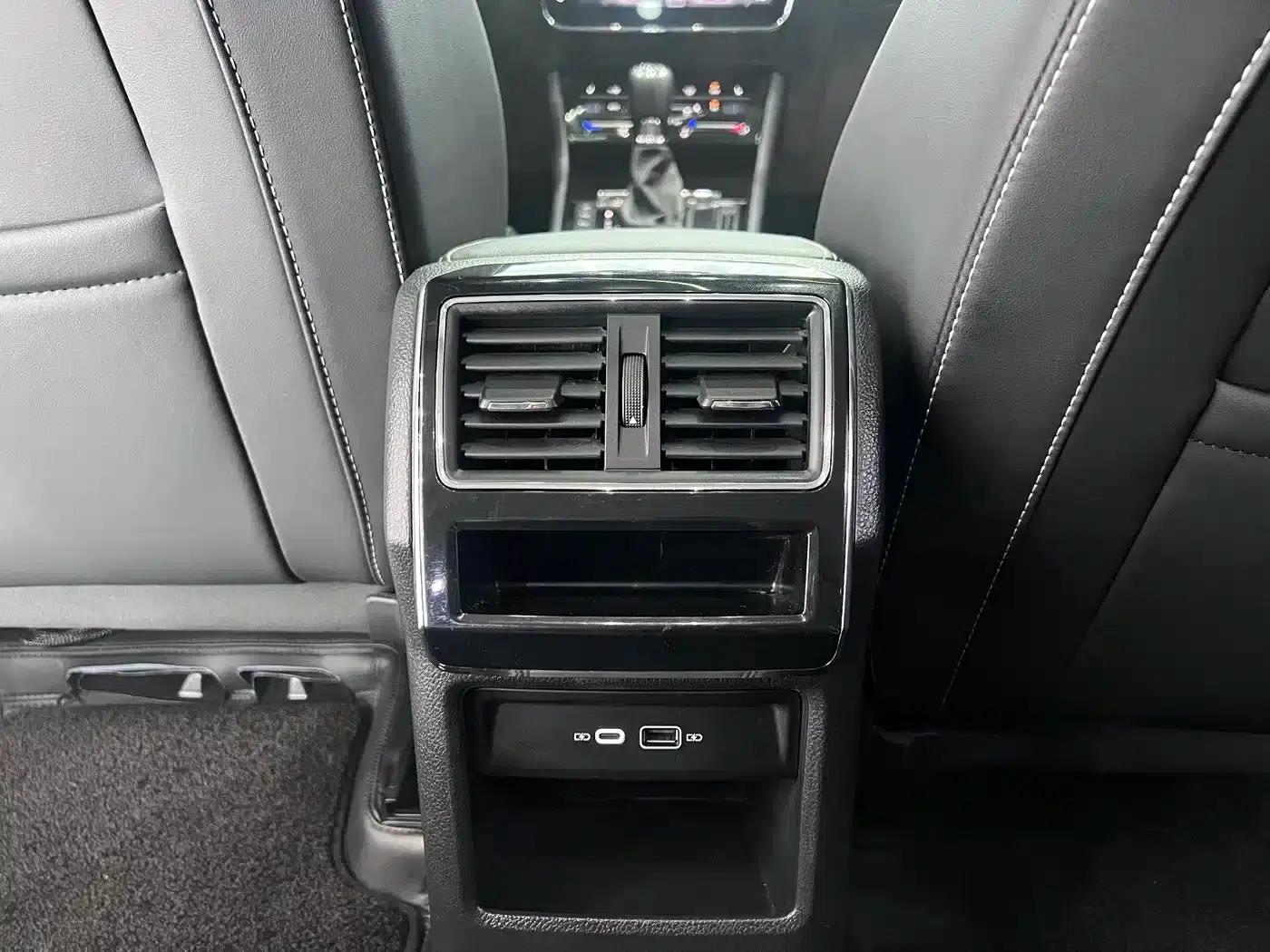 Superb 2023 TSI280 DSG Premium Edition — миниатюра 17