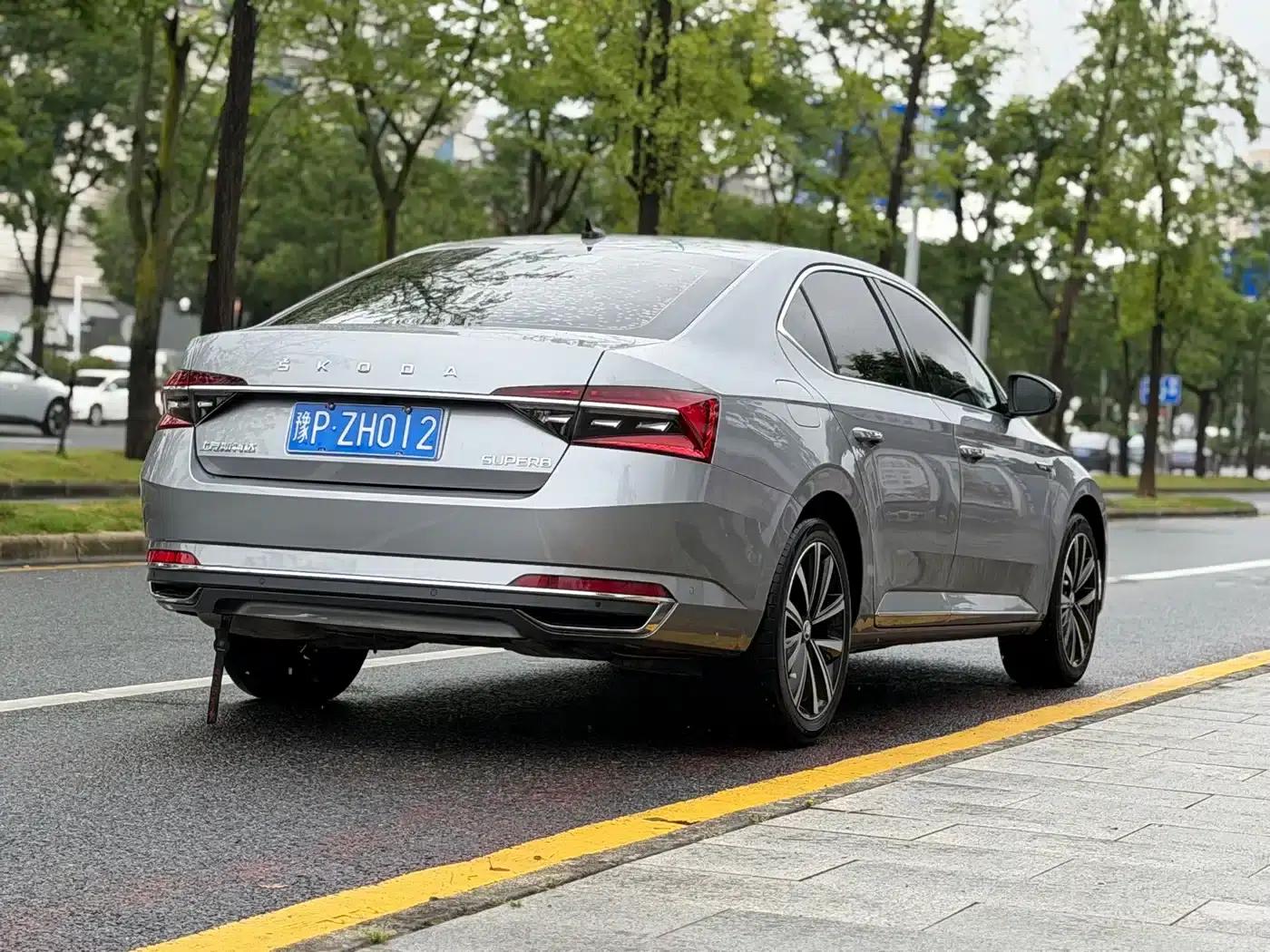 Superb 2022 TSI280 DSG Premium Edition — миниатюра 4