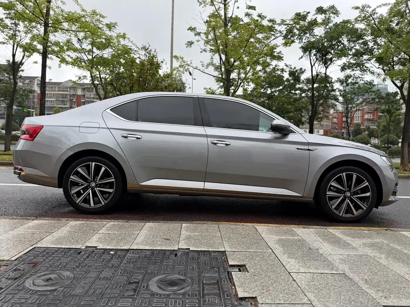 Superb 2022 TSI280 DSG Premium Edition — миниатюра 8