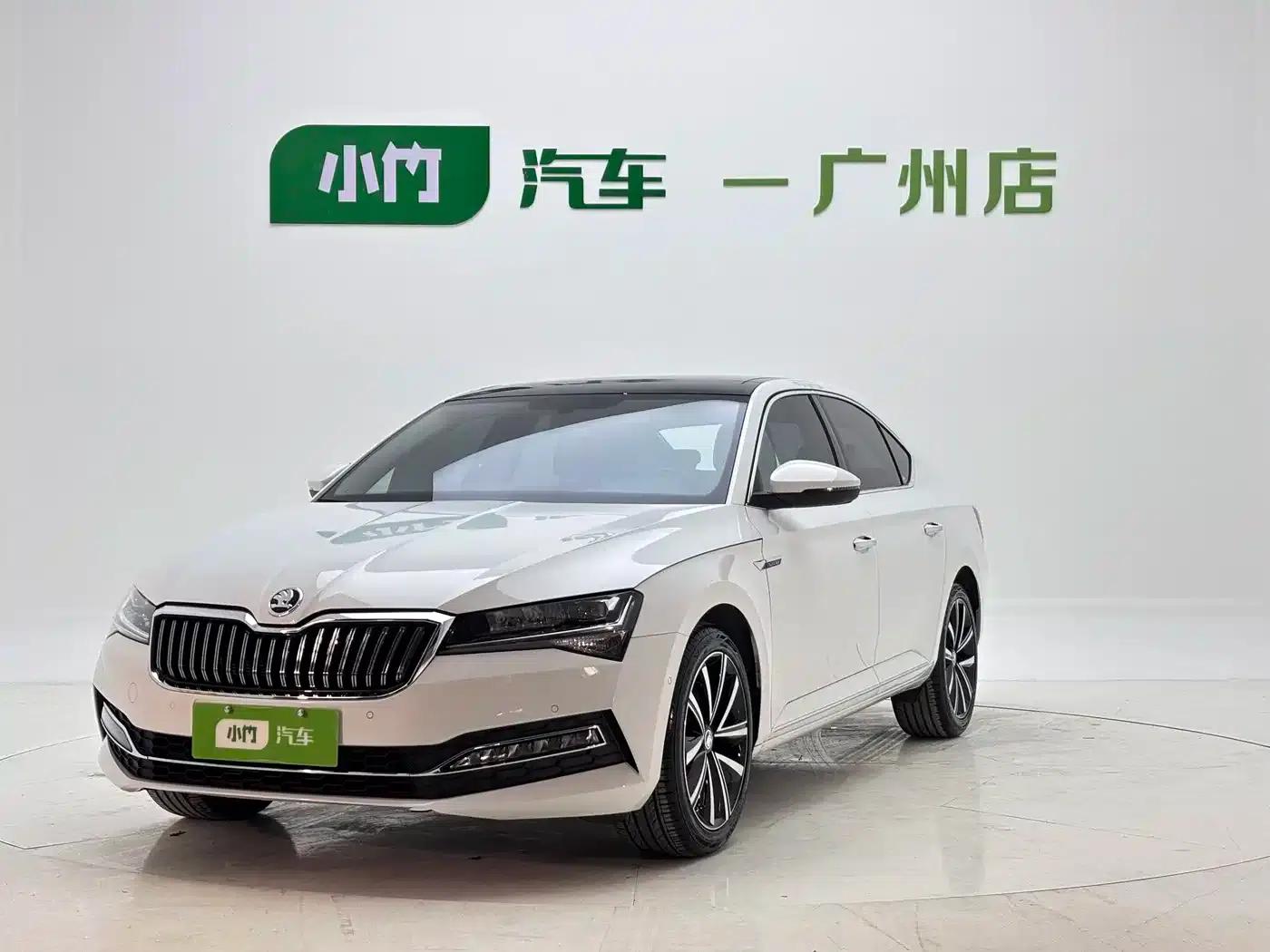Superb 2023 Facelift TSI280 DSG Premium Edition — миниатюра 1