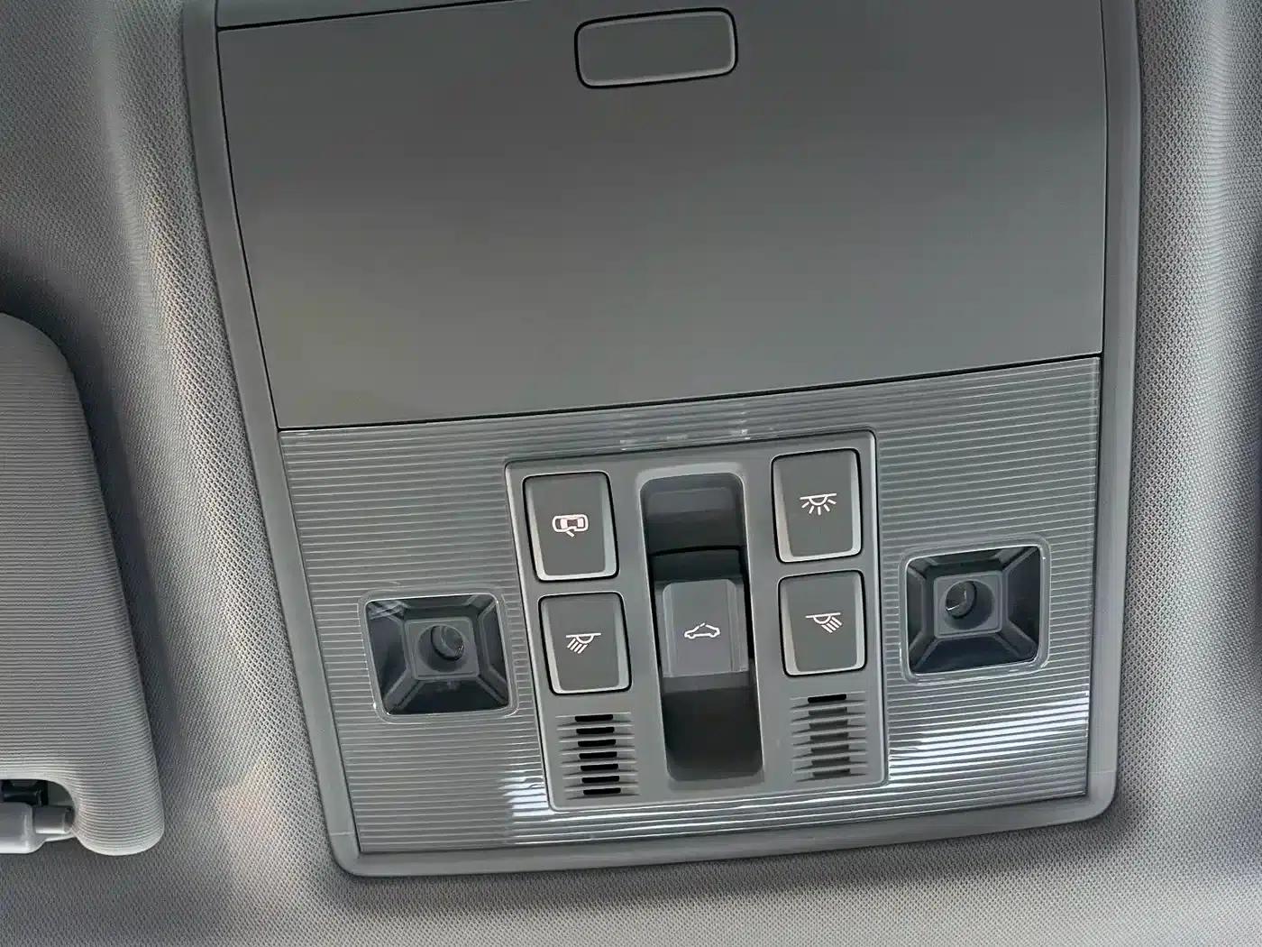 Superb 2023 Facelift TSI280 DSG Premium Edition — миниатюра 13
