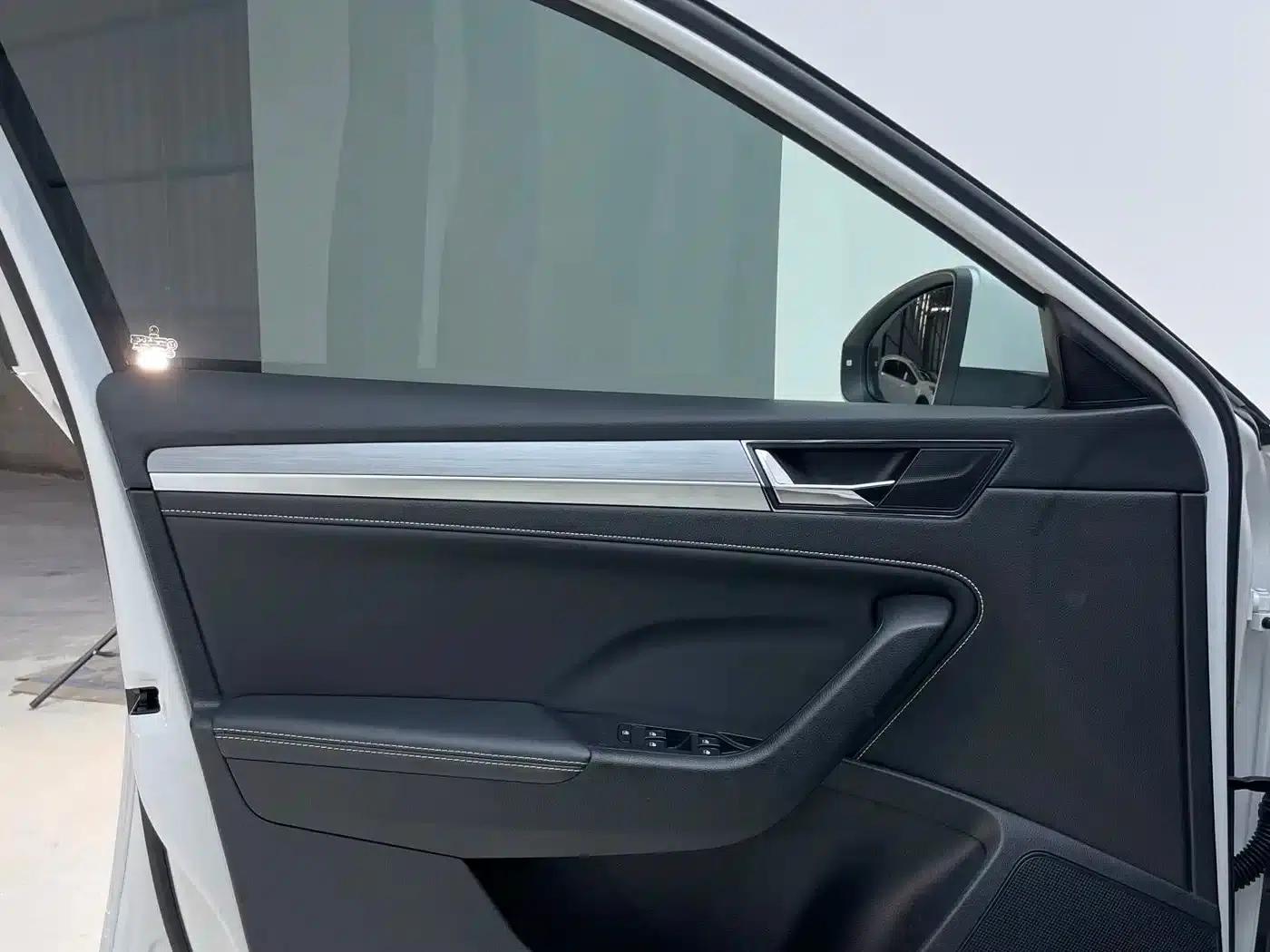 Superb 2023 Facelift TSI280 DSG Premium Edition — миниатюра 20