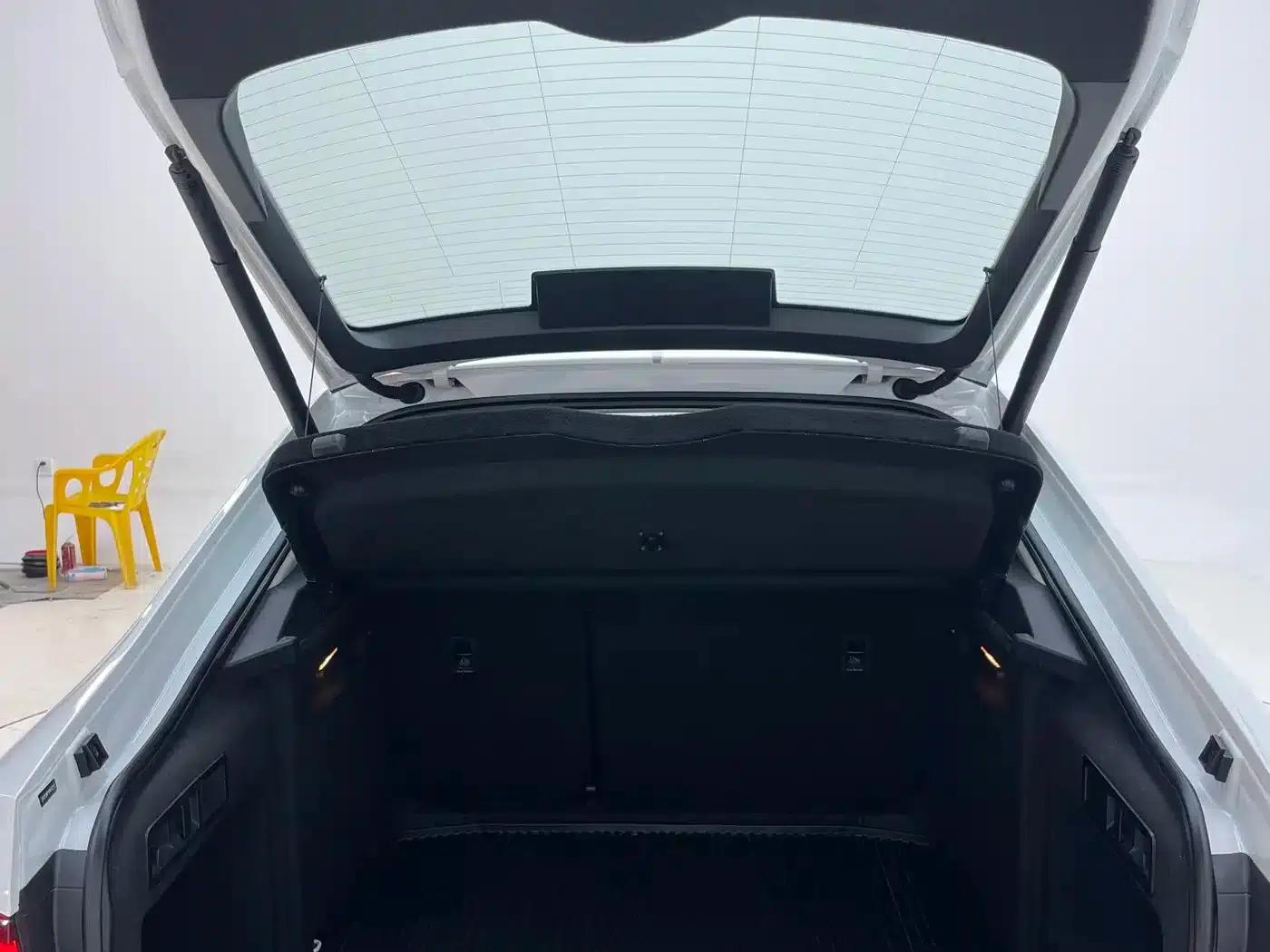 Superb 2023 Facelift TSI280 DSG Premium Edition — миниатюра 26