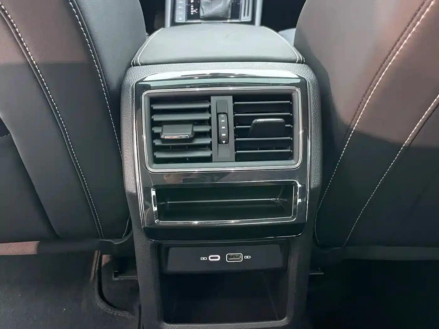 Superb 2023 Facelift TSI280 DSG Premium Edition — миниатюра 28