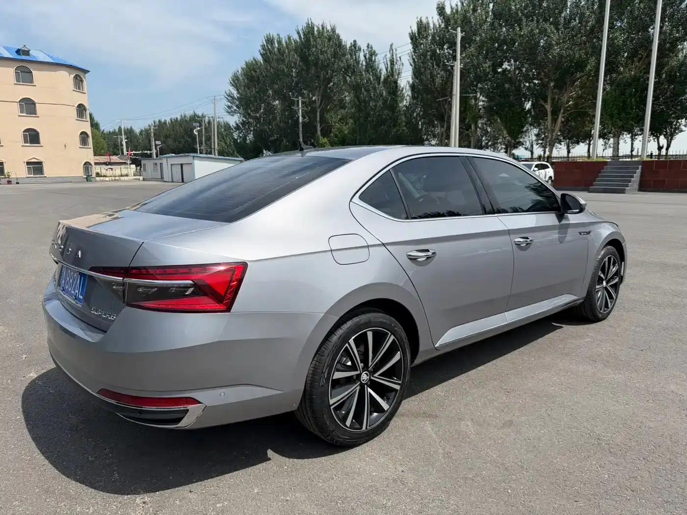 Superb 2025 TSI280 DSG Premium Edition — миниатюра 6