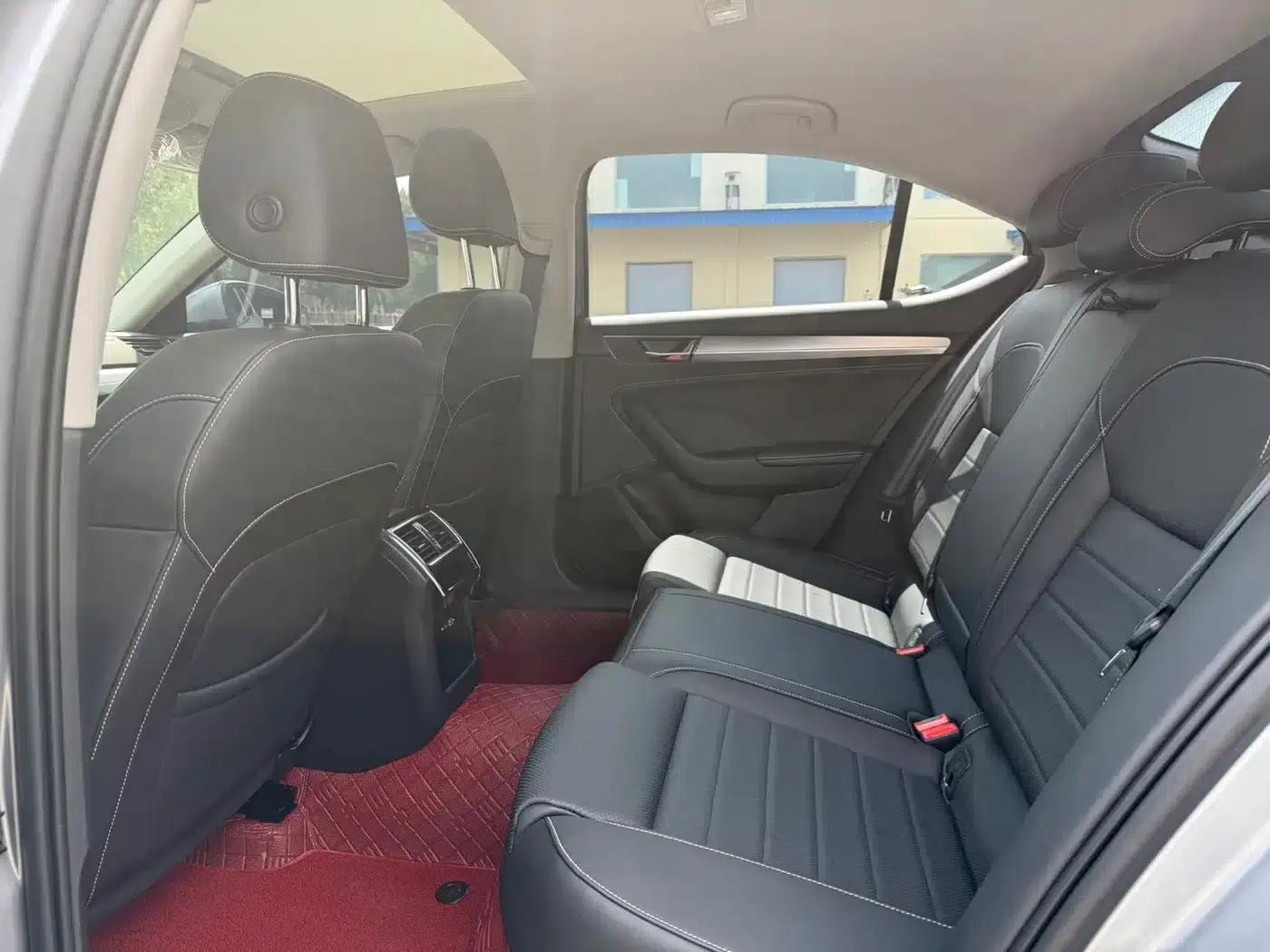 Superb 2025 TSI280 DSG Premium Edition — миниатюра 8