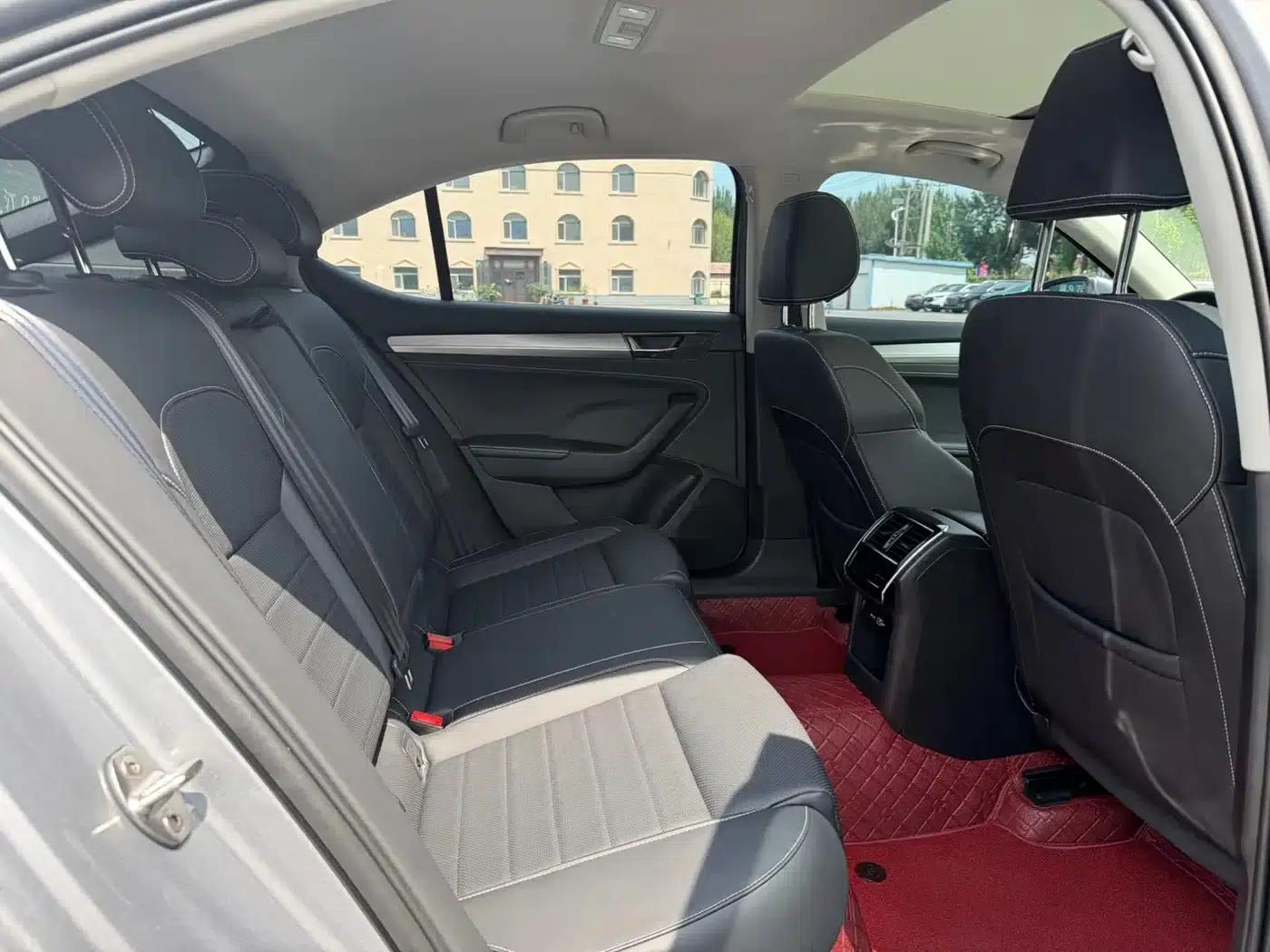 Superb 2025 TSI280 DSG Premium Edition — миниатюра 9