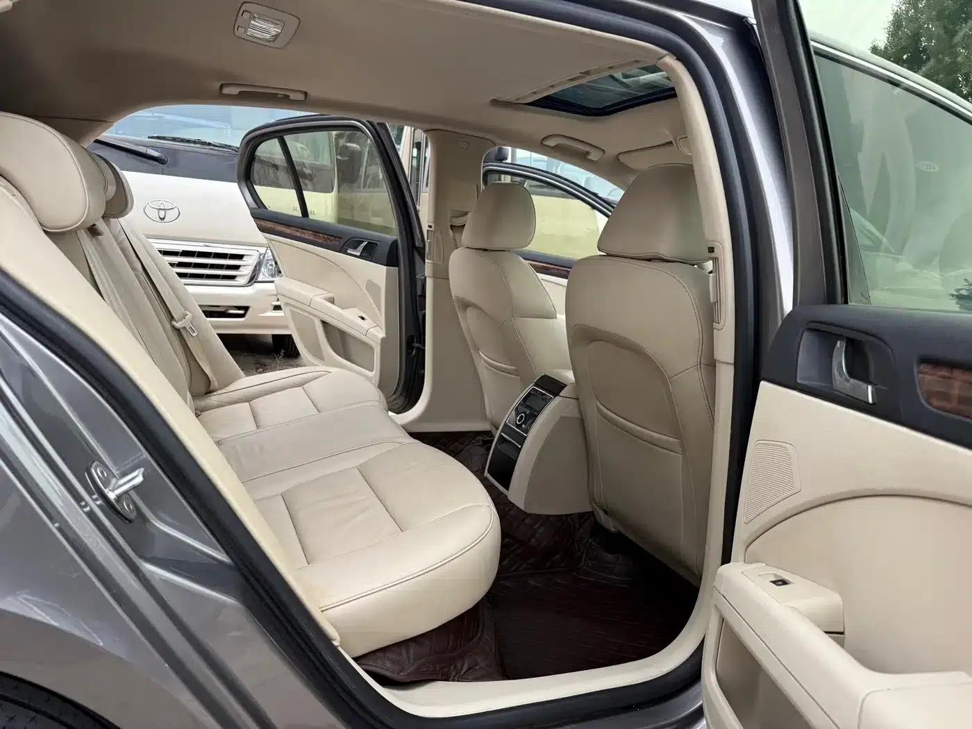 Superb 2012 1.8TSI Automatic Elegance Edition — миниатюра 14