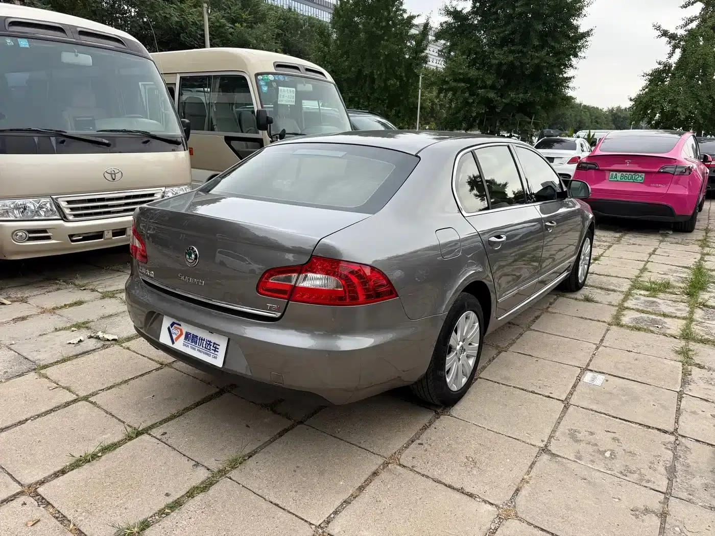 Superb 2012 1.8TSI Automatic Elegance Edition — миниатюра 4