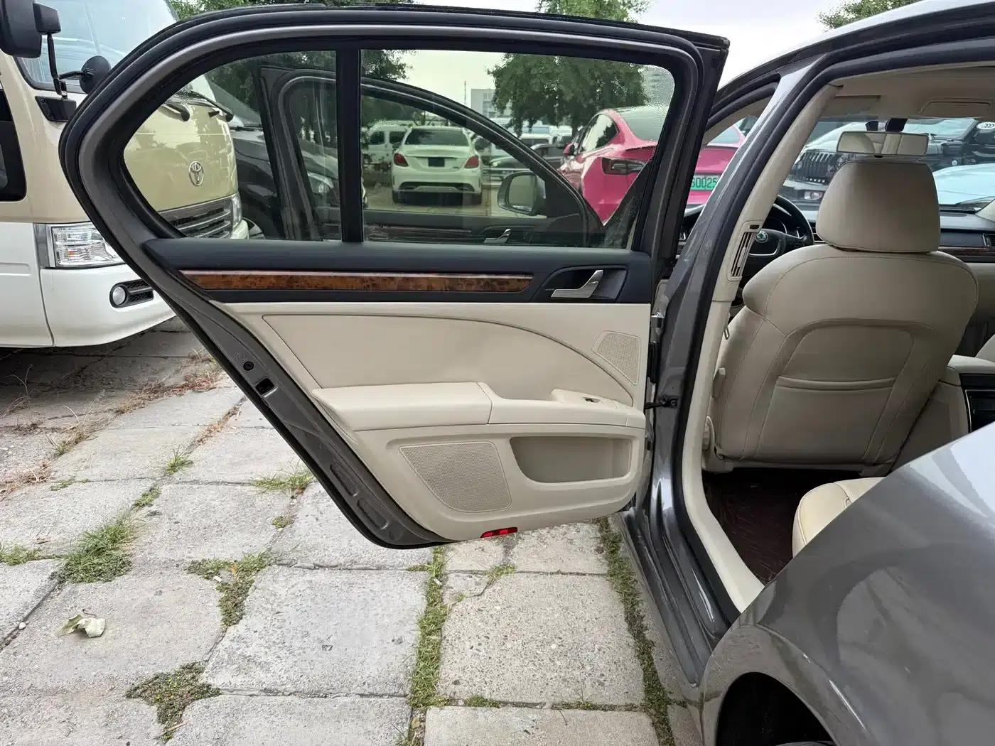 Superb 2012 1.8TSI Automatic Elegance Edition — миниатюра 10