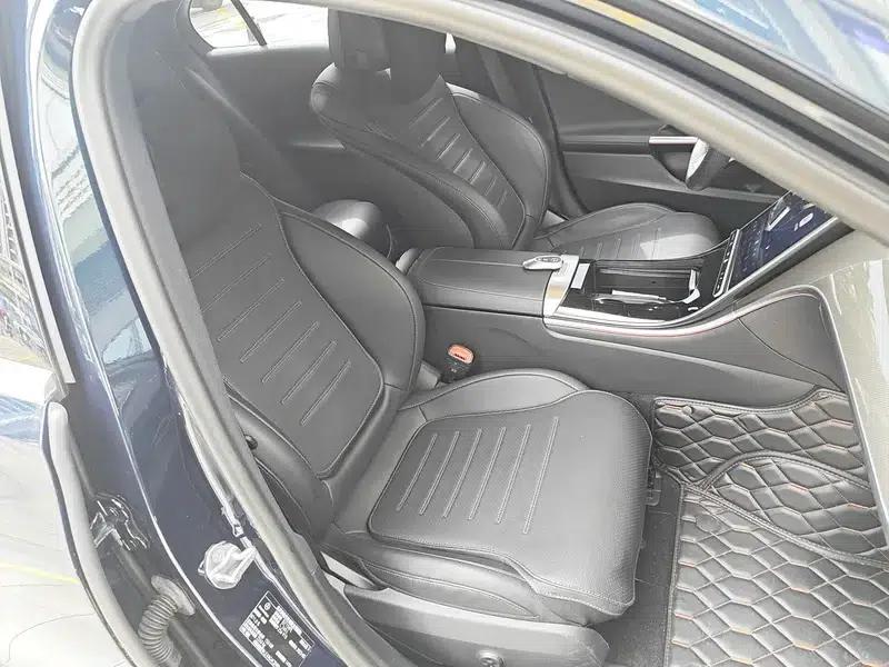 Mercedes-Benz C-Class 2023 Facelift C 260 L Sport Edition — миниатюра 8