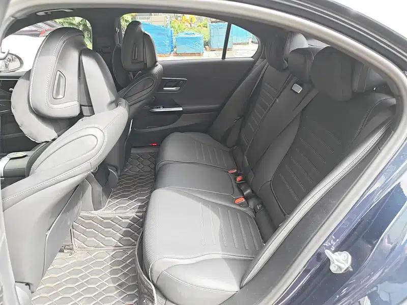 Mercedes-Benz C-Class 2023 Facelift C 260 L Sport Edition — миниатюра 9