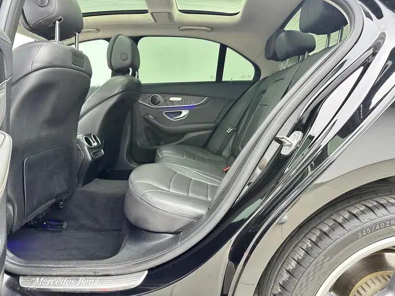 2019 Mercedes-Benz C-Class C 260 L 4MATIC Sport Edition — миниатюра 17