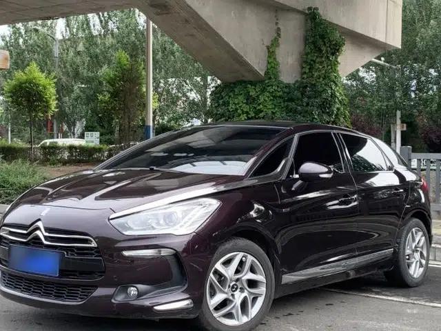 DS 5 2014 1.6T Elegant Version THP160