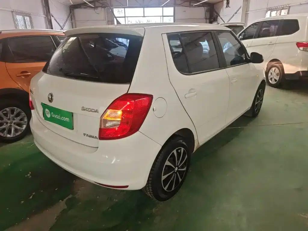 Fabia 2014 1.4L Automatic Crystal Edition — миниатюра 7