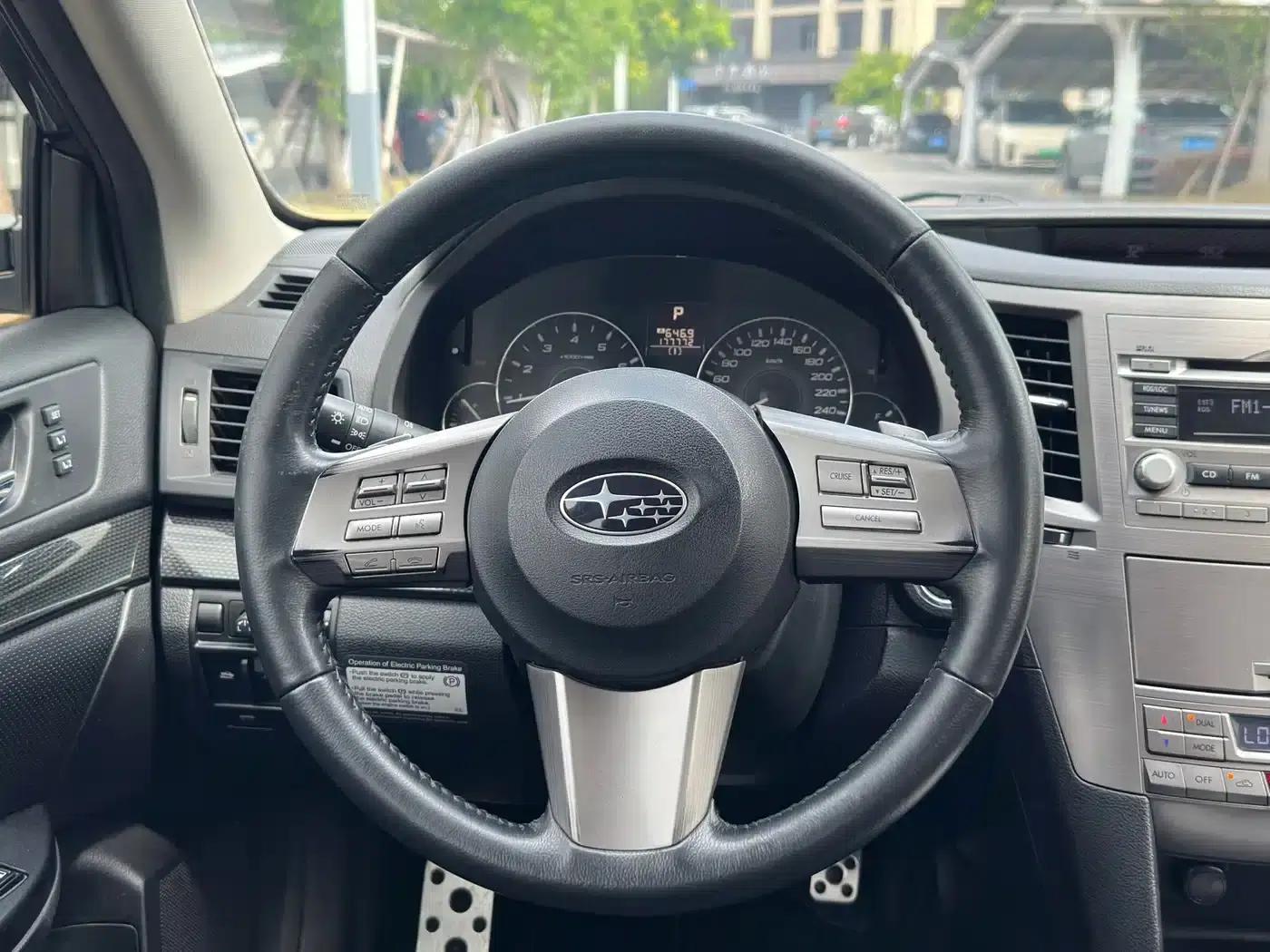 Legacy 2010 2.5GT Luxury Edition — миниатюра 18