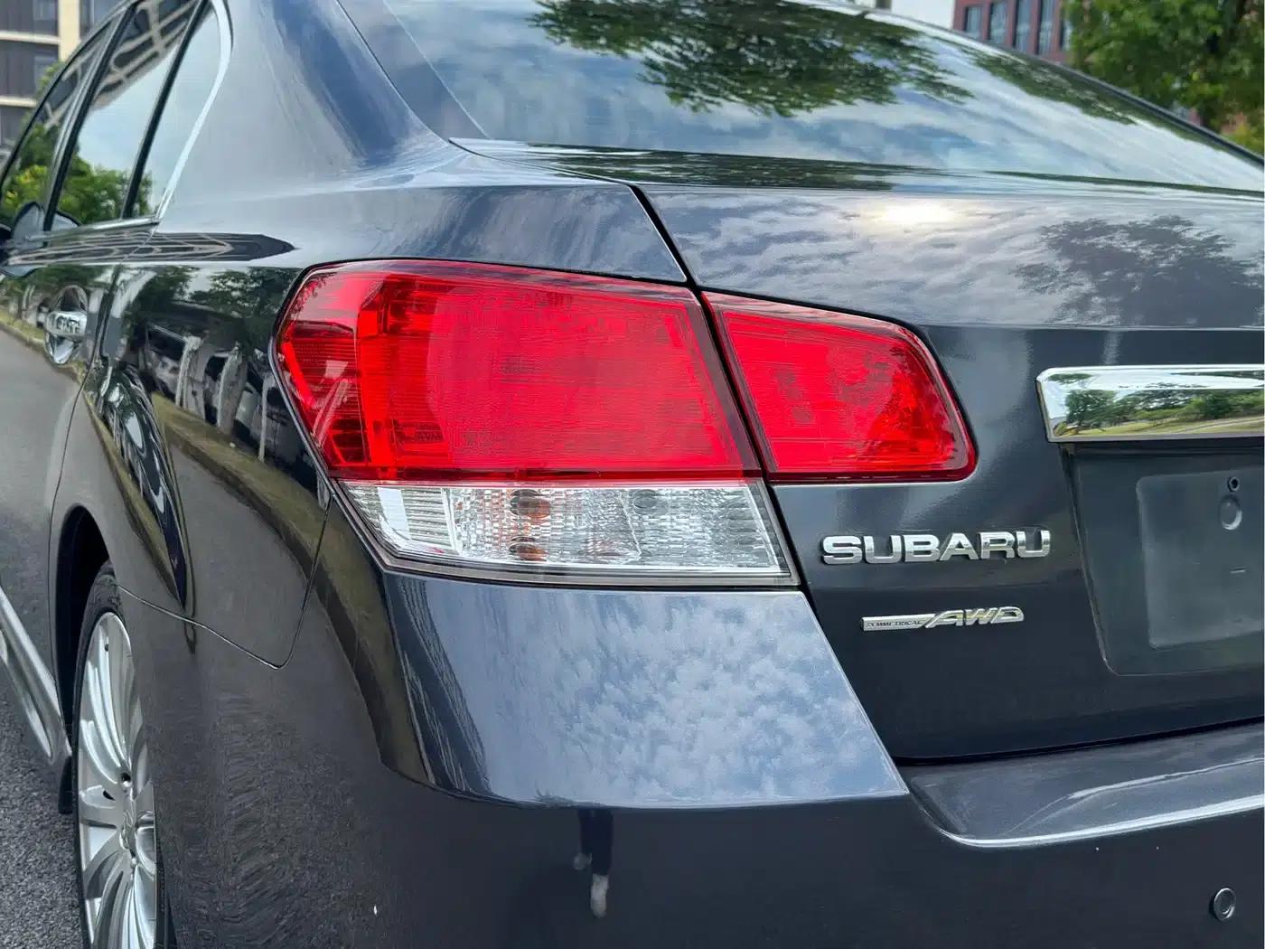 Legacy 2010 2.5GT Luxury Edition — миниатюра 8