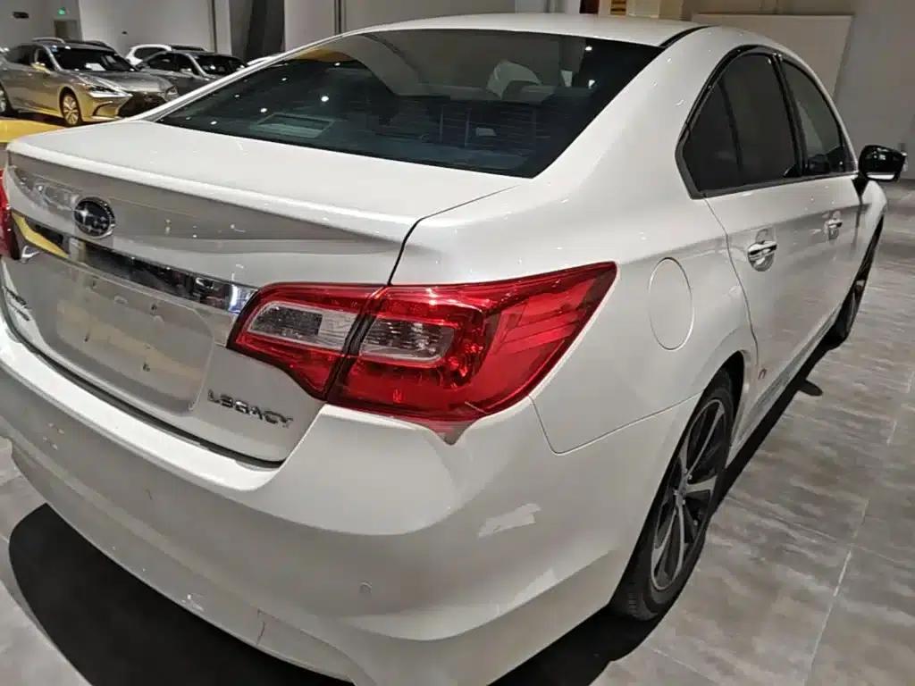 Legacy 2017 2.5i AWD Glory Edition EyeSight — миниатюра 8