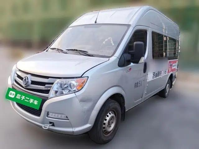 Dongfeng Yufeng 2021 2.0T Power King Front-Drive Logistics Vehicle Long Wheelbase High Roof 6-9 Seats China VI ZD20