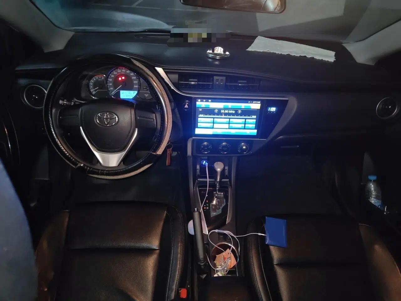 Toyota Corolla 2017 Revised Version 1.2T S-CVT GL — миниатюра 9