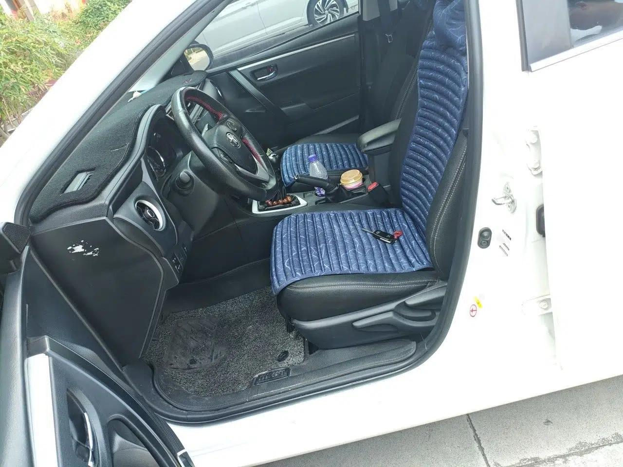 Toyota Corolla 2017 Revised Version 1.2T Manual GL — миниатюра 15