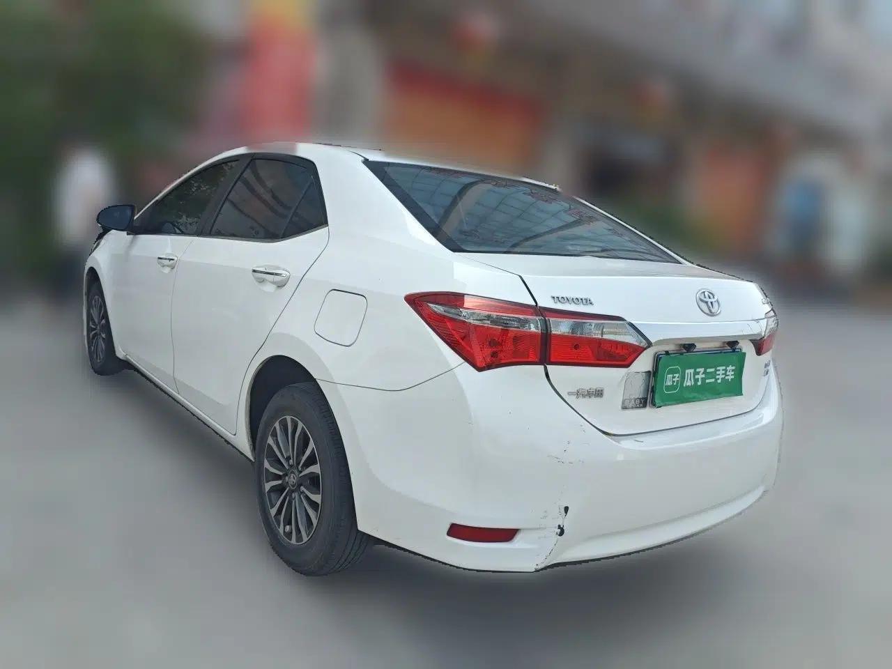 Toyota Corolla 2017 Revised Version 1.2T Manual GL — миниатюра 4