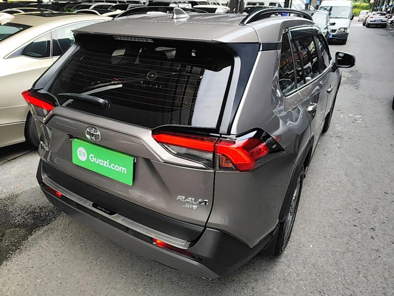 Toyota RAV4 2021 2.0L CVT 4x4 Trend Edition — миниатюра 6