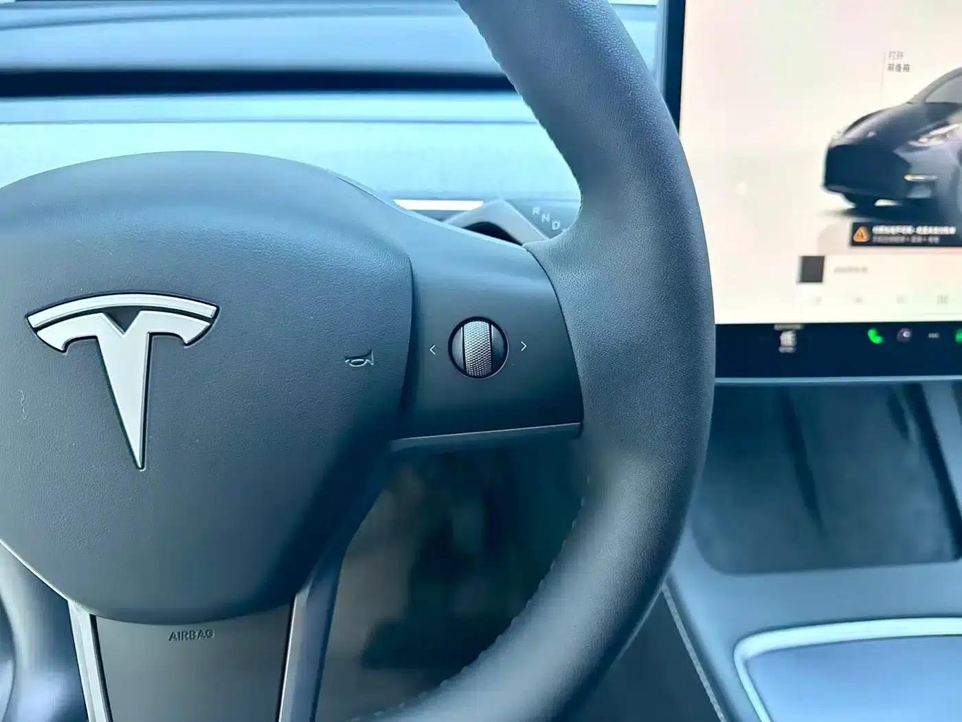 Model Y 2024 Rear-Wheel Drive — миниатюра 16