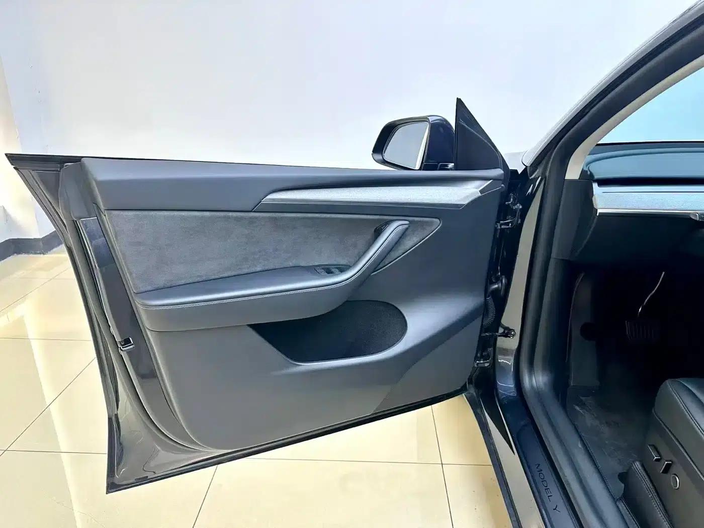 Model Y 2024 Rear-Wheel Drive — миниатюра 18