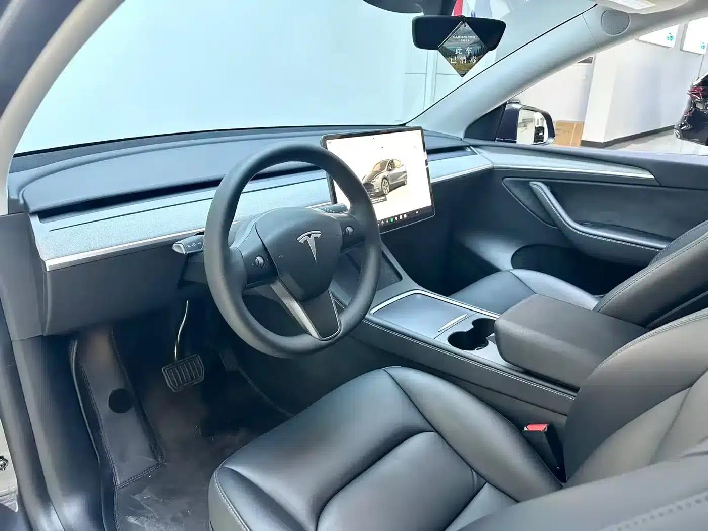 Model Y 2024 Rear-Wheel Drive — миниатюра 9