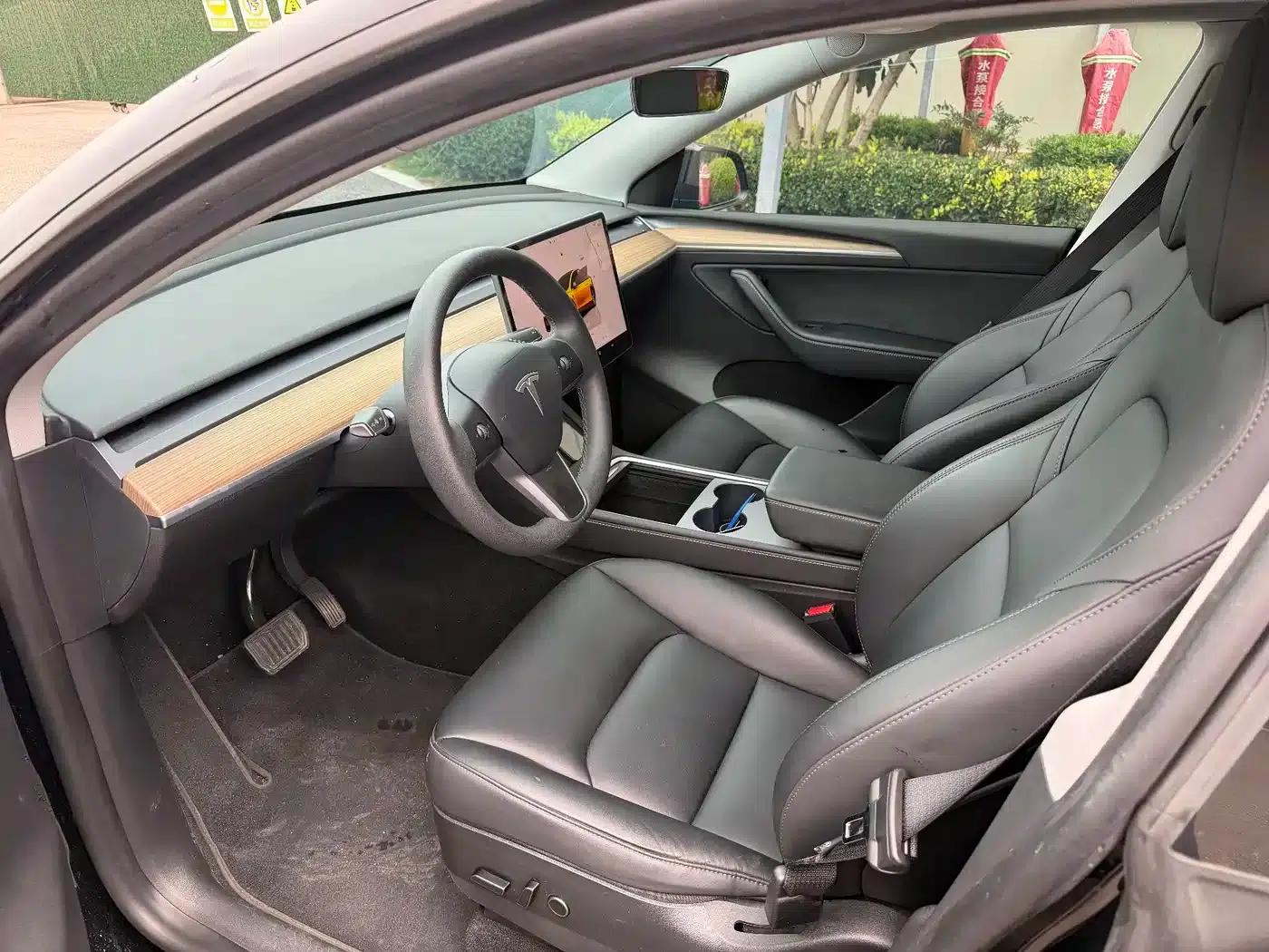 Model Y 2022 Facelift Rear-Wheel Drive Version — миниатюра 7