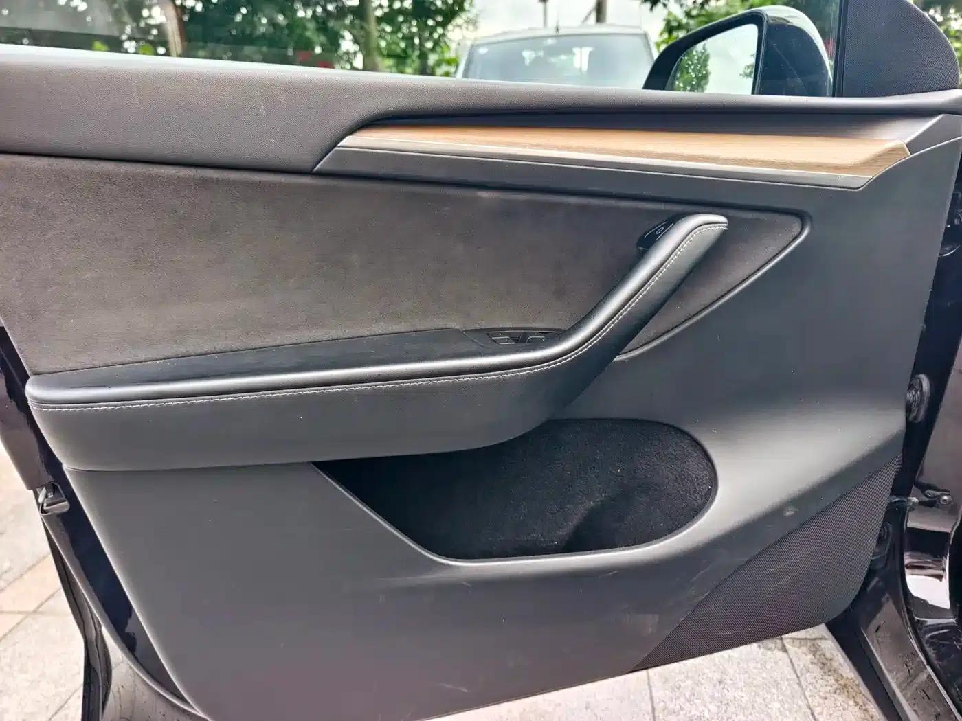 Model Y 2022 Long Range All-Wheel Drive — миниатюра 14