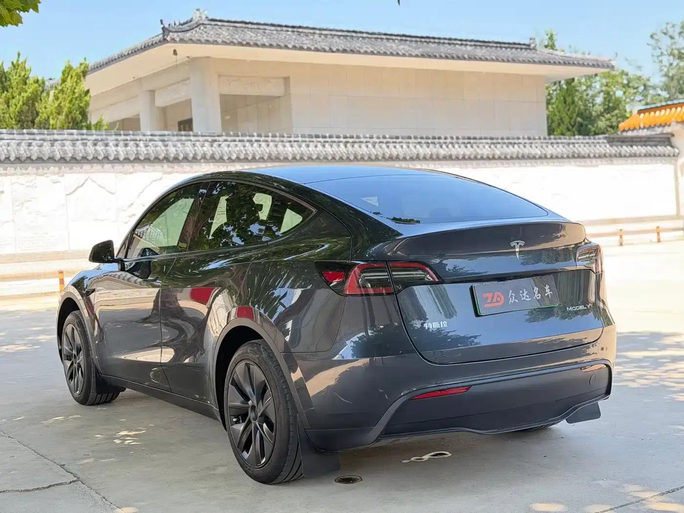 Model Y 2024 Rear-Wheel Drive — миниатюра 12