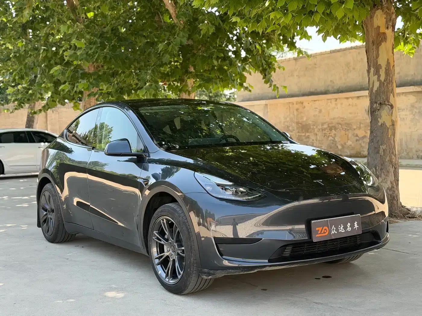 Model Y 2024 Rear-Wheel Drive — миниатюра 3