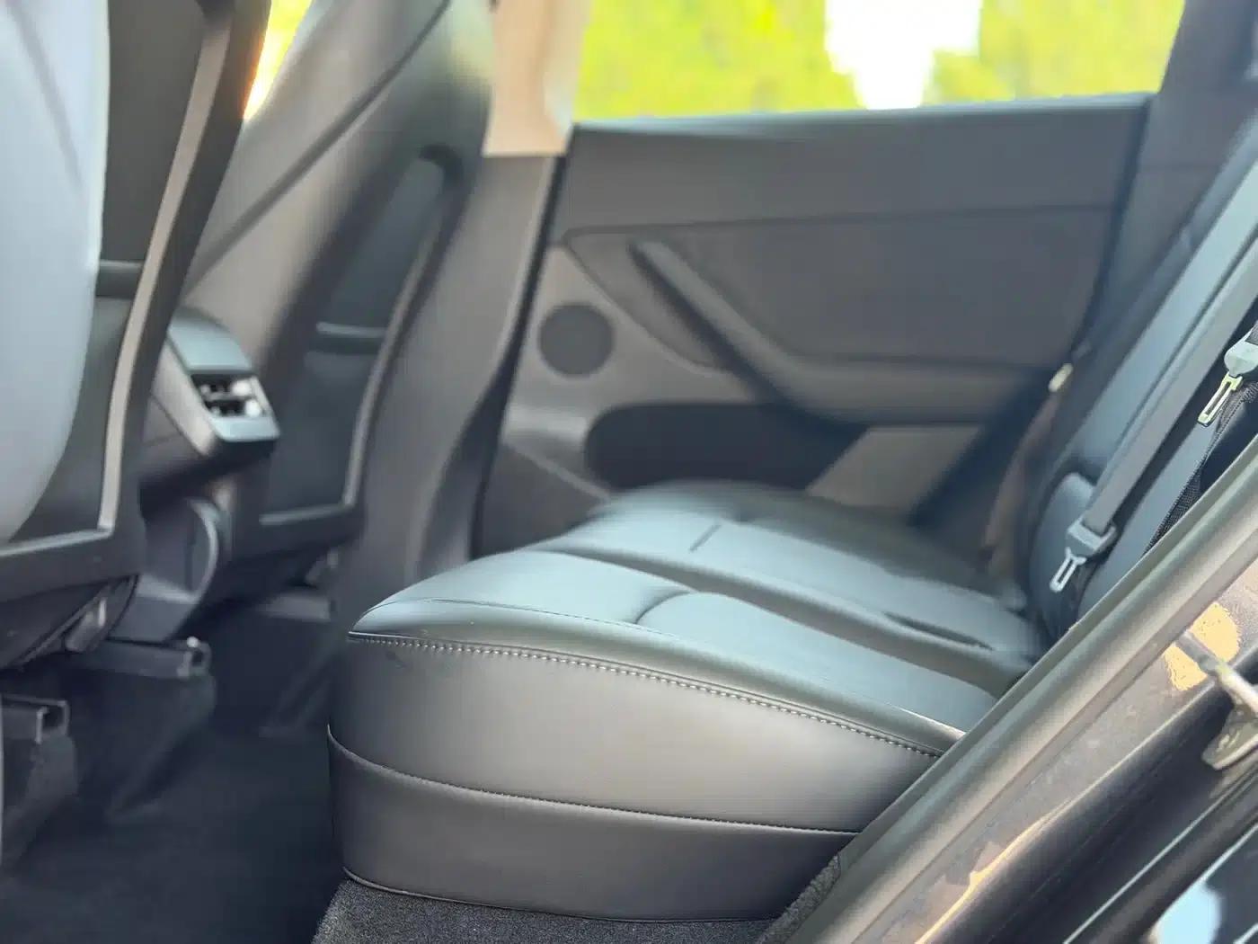 Model Y 2024 Rear-Wheel Drive — миниатюра 6