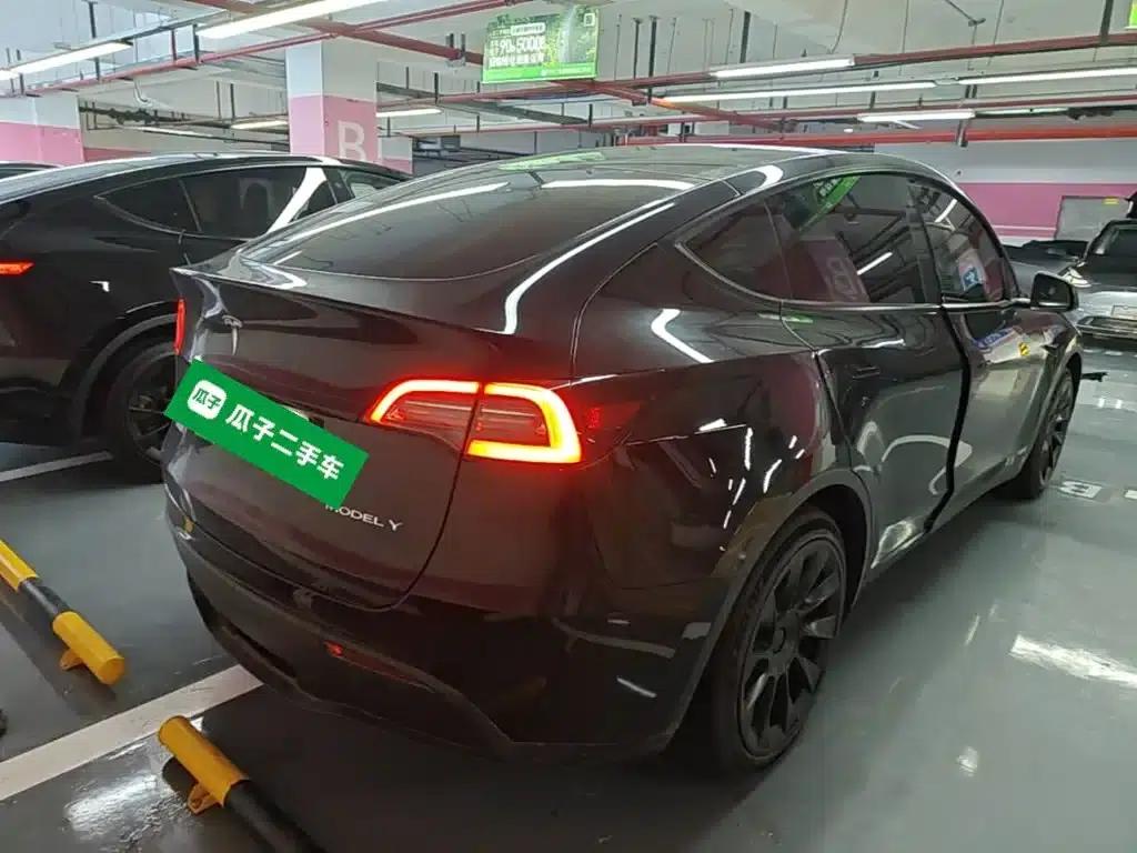 Model Y 2021 Standard Range Rear-Wheel Drive — миниатюра 7