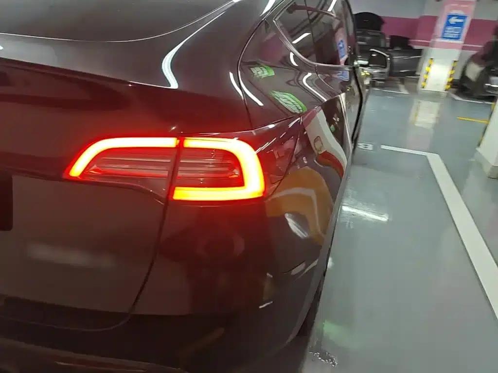 Model Y 2021 Standard Range Rear-Wheel Drive — миниатюра 8