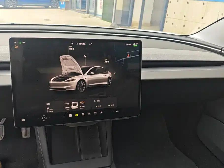 Model 3 2023 Long Range All-Wheel Drive — миниатюра 13